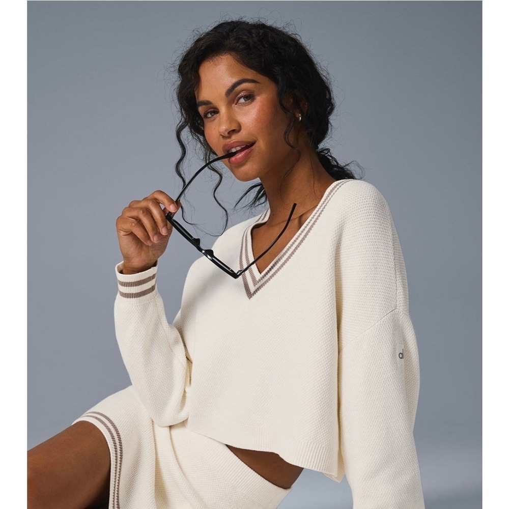 Alo Yoga Tennis Club Sweater Knit V-Neck RARE DEADSTOCK Atheleisure Fashiongram